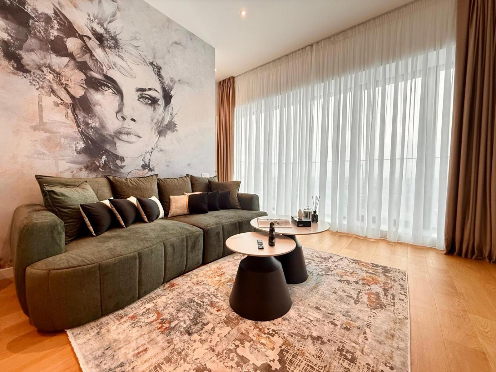 One Verdi Luxury Apartments บูคาเรสต์ ภายนอก รูปภาพ